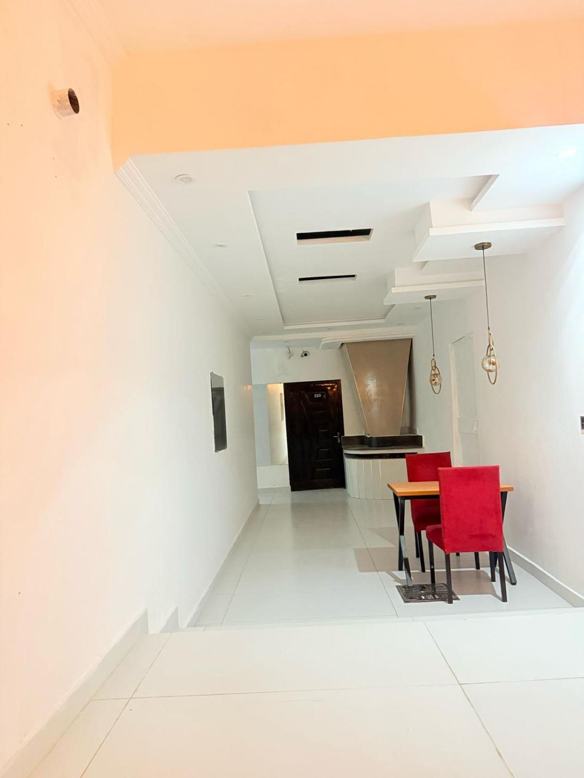 Hotel Tulip Inn, Gulberg Лахор Экстерьер фото